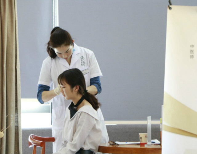 中醫理療健康義診走進一品創客 給創業者全方位關懷