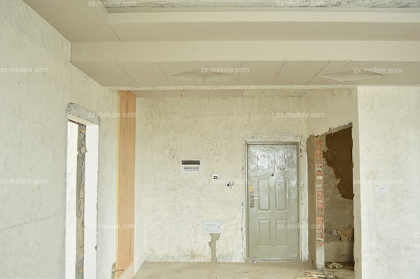 餐厅吊顶的木工部分完工