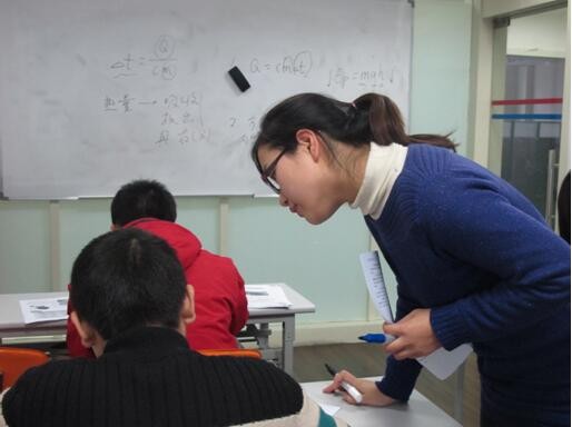 为什么要让孩子初中补习