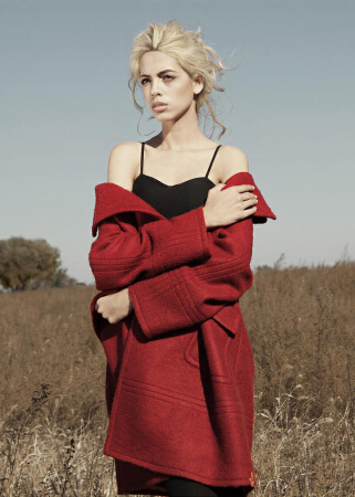 商业广告  服装  妆面  婚纱  写真 ps抠图 等产品的修图