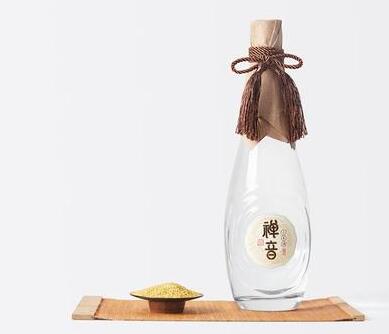 喝过许多种类的酒，你更喜欢哪种酒类包装设计？