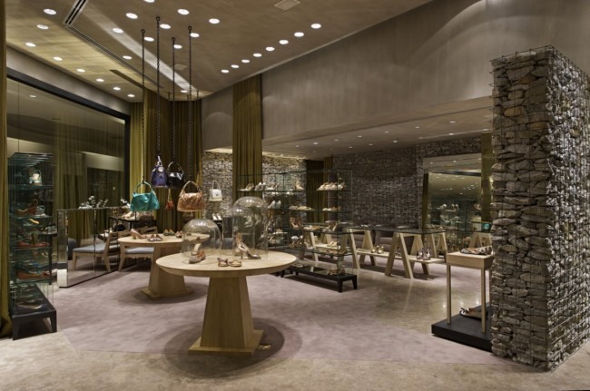 巴西鞋业品牌Luiza Barcelos零售店面设计 巴西鞋业品牌Luiza Barcelos零售店面设计