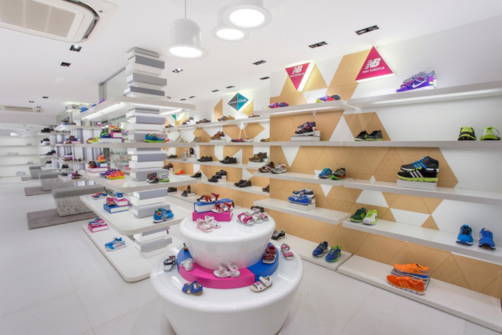 澳门Osaka Shoes大阪鞋店店面设计