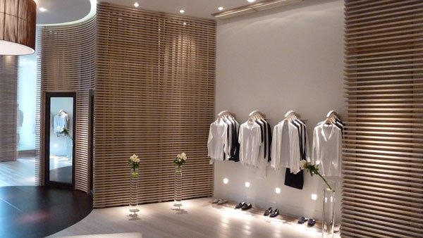 服装品牌100% Capri迈阿密店铺设计
