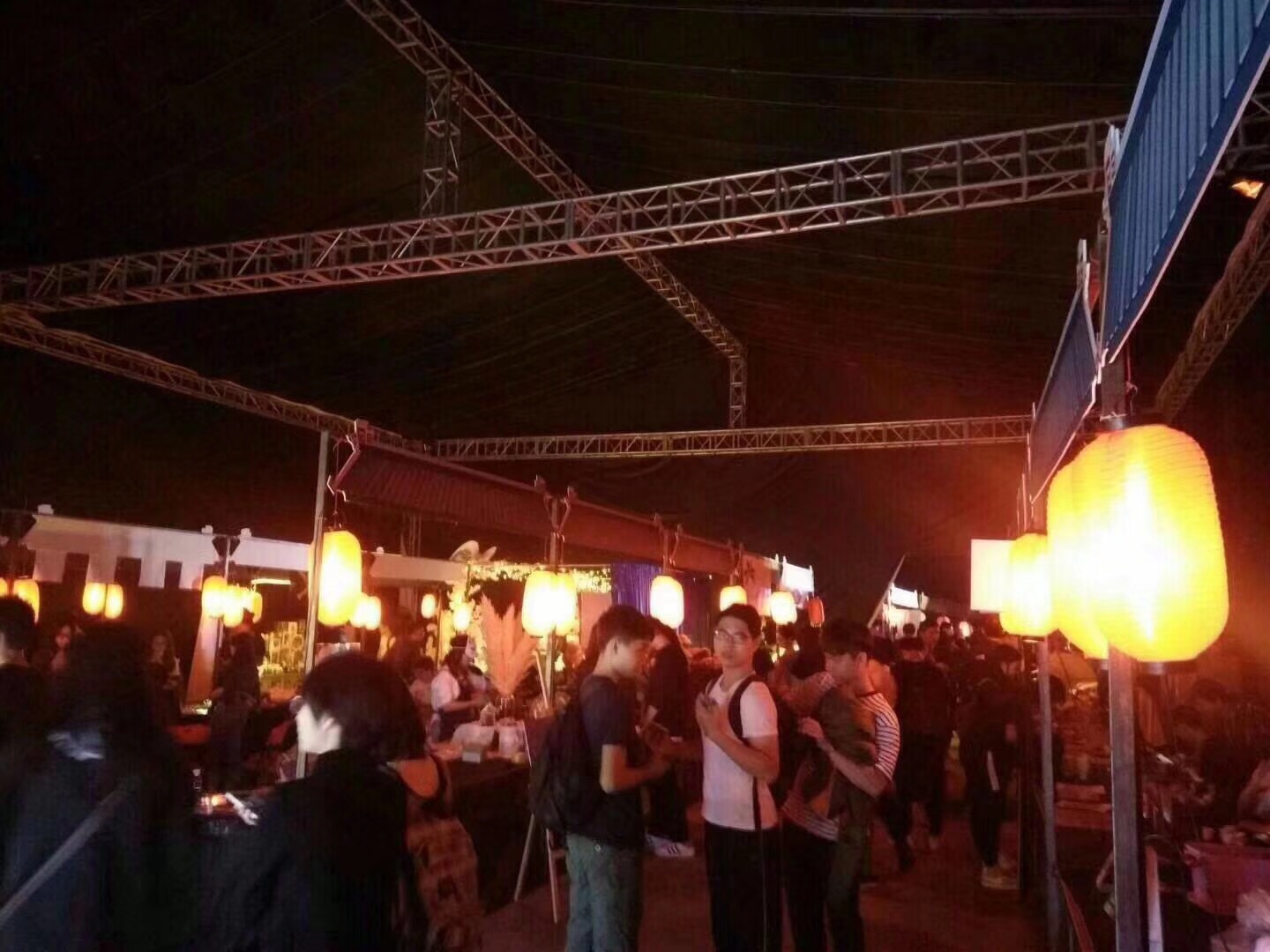 广东省深圳市深圳大学校园推广-大型创意市集活动