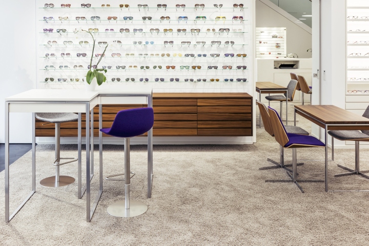 Klinke Optik眼镜店面设计 简单装饰的眼睛店铺装修设计