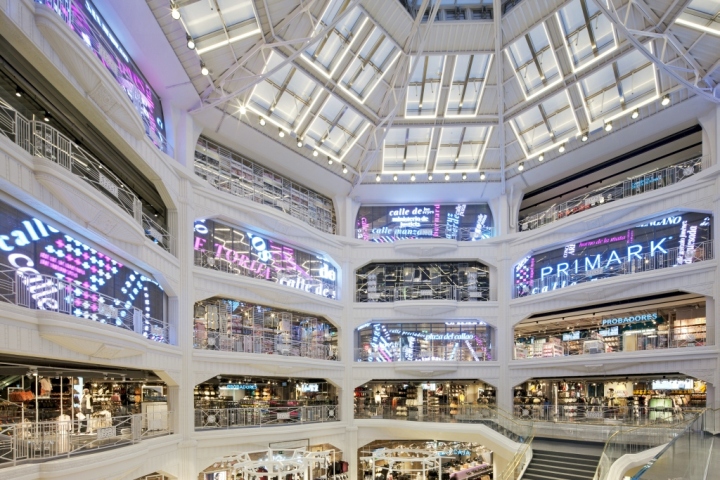 服装品牌Primark马德里旗舰店设计 服装品牌Primark马德里旗舰店专柜设计