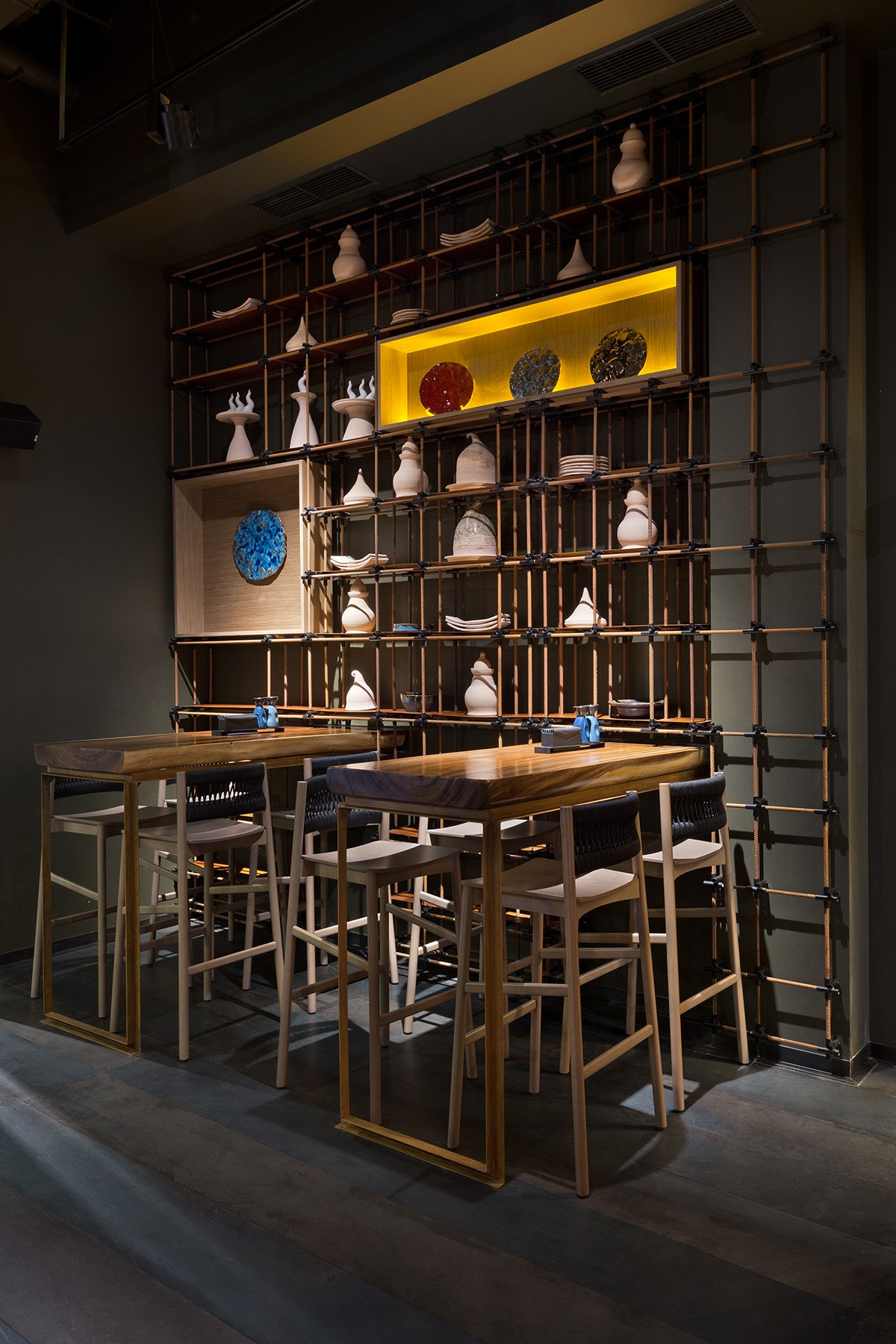 EAST restaurant餐厅室内设计欣赏
