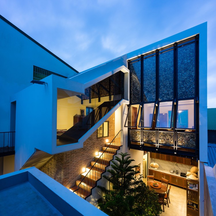 越南Half Roof House老房子改建建筑设计