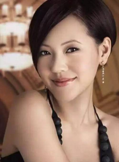 辣眼睛！当年明星广告真的笑喷了，画风清奇！