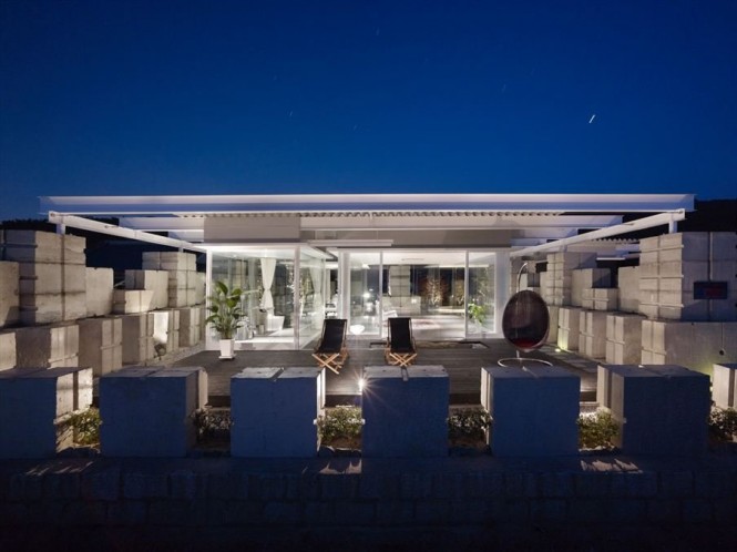 naf architect & design：广岛玻璃住宅设计