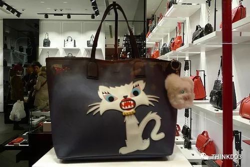 这样的橱窗展示，还怕商品卖不出去？