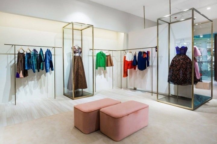 莫斯科豪华女装精品专卖店设计