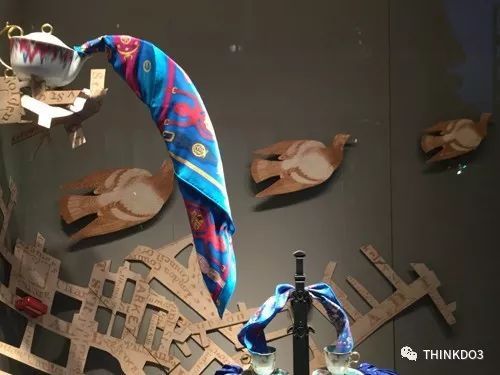这样的橱窗展示，还怕商品卖不出去？