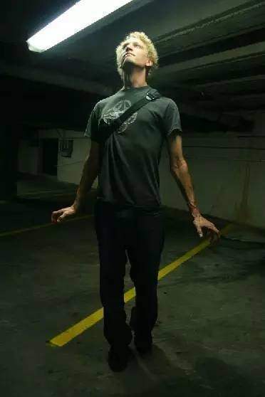 PS教程:合成火焰特效制作火焰字制作教程