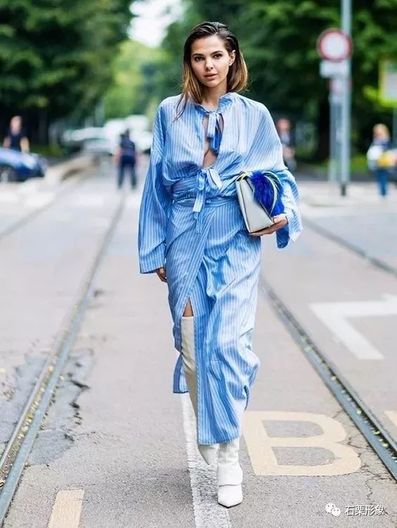 很有高级感的夏天服装色彩搭配教程