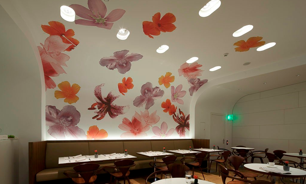 酒店餐厅手绘墙设计