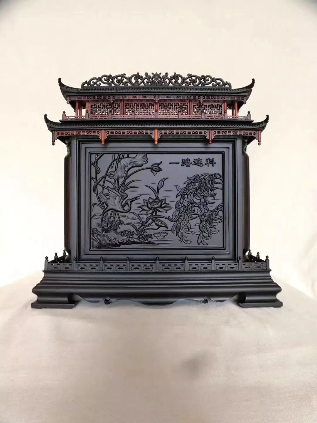 紫光檀仿古雕花屏风摆件