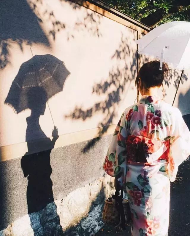 哪里有光影魔术手素材?超美的光影魔术手素材下载