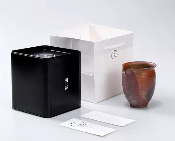 这么精致的茶具包装设计,看第一眼就喜欢上了