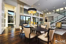 复式楼怎么装修比较好？10款实用美丽的复式楼装修效果图欣赏