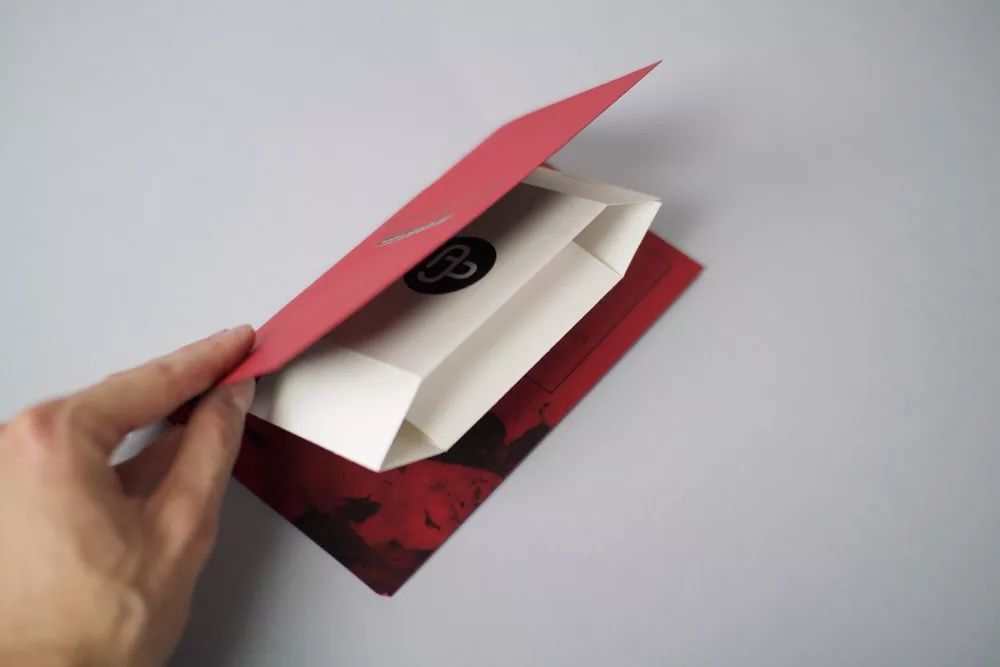 2019创意好看的邀请函设计图片欣赏，客人想不参加都难