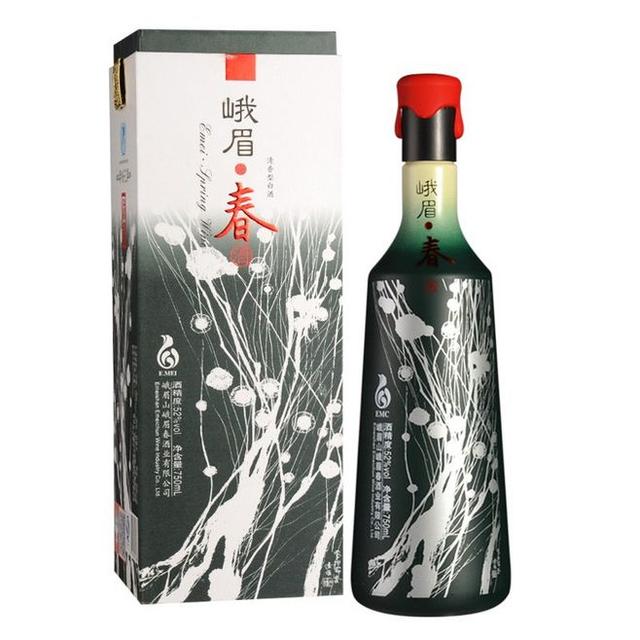 20种白酒,尤其是第九种白酒的包装设计值得借鉴。