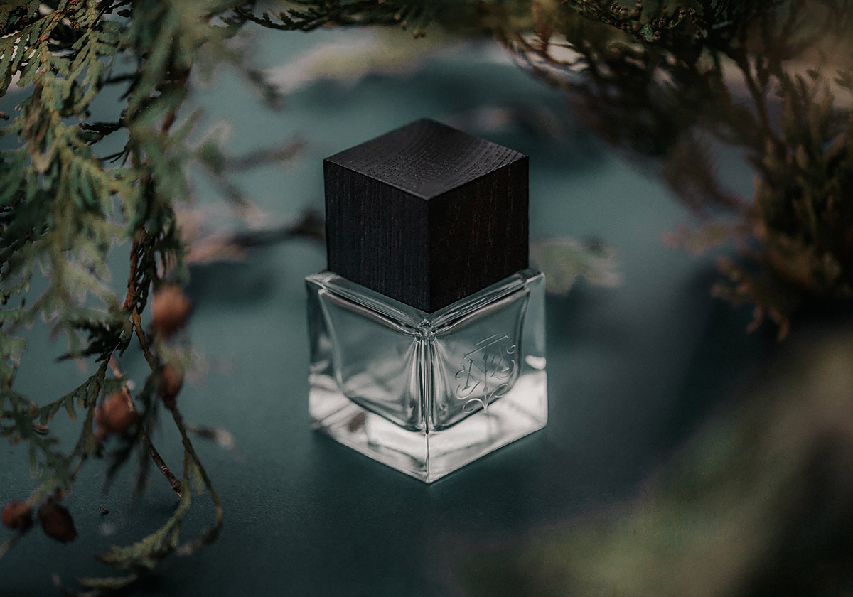 Tenth Muse香水品牌视觉形象设计 Tenth Muse香水品牌视觉形象设计