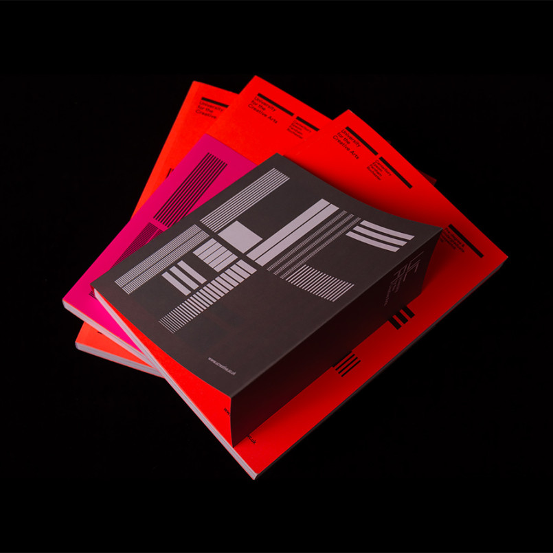 创意艺术大学(UCA)画册设计欣赏 创意艺术大学(UCA)画册设计欣赏