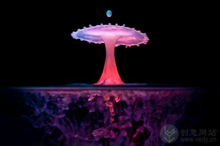 水滴飞溅的水花创意摄影照片