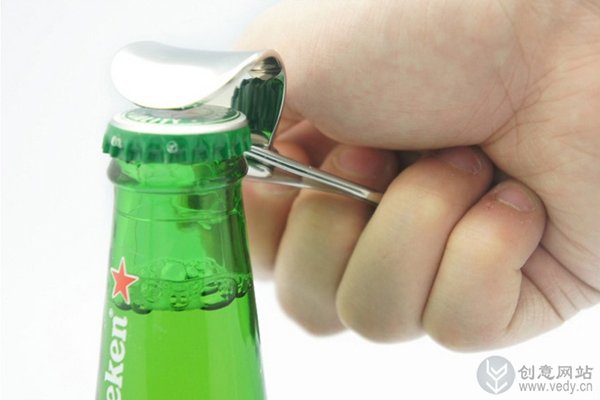 简约易拉罐环形的创意开瓶器