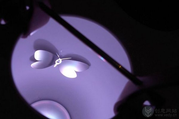 蝴蝶灯笼样式的灯泡创意设计