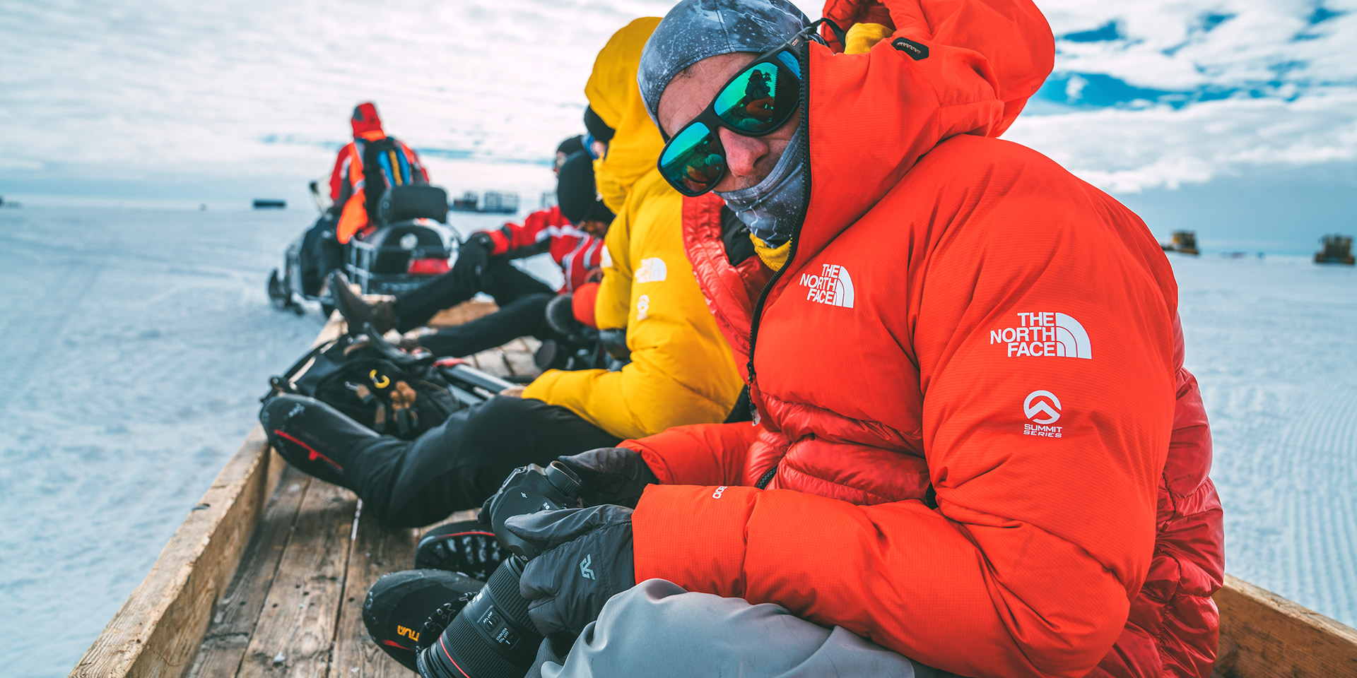 the North Face 2018冬季型录画册设计