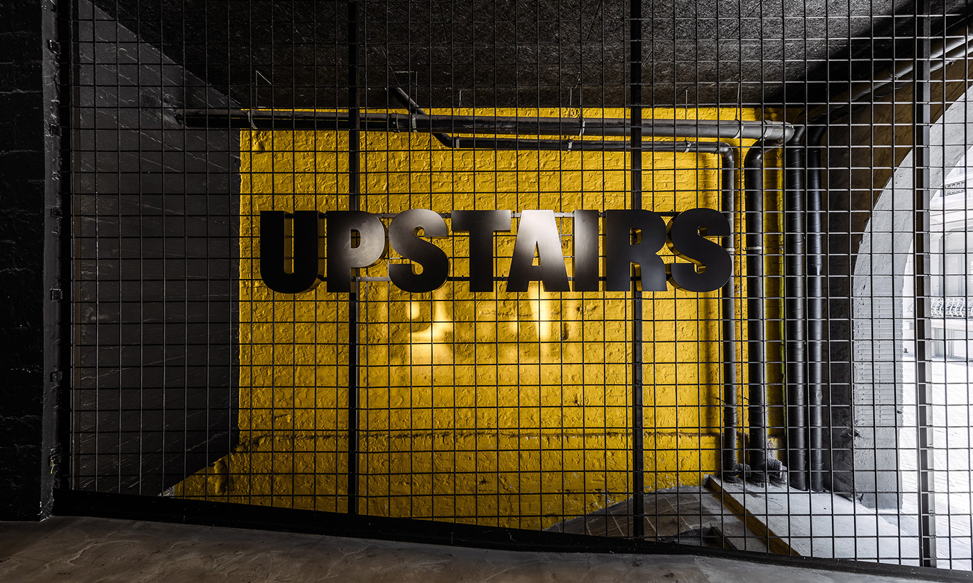 Upstairs Hotel酒店品牌设计欣赏