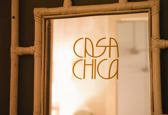 国外Casa Chica酒吧品牌形象设计