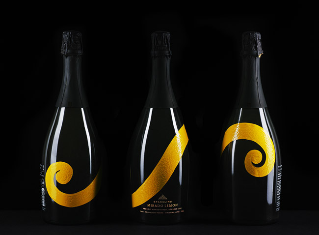 国外SPARKLING柠檬清酒创意包装设计