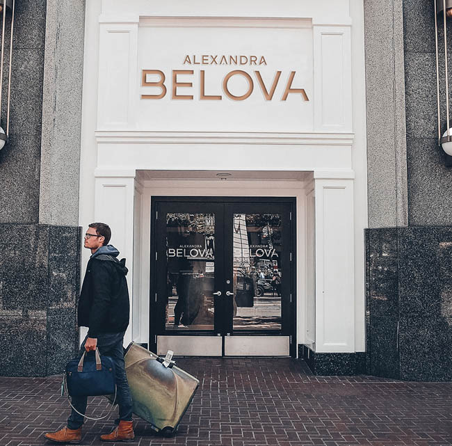 国外Alexandra Belova服装店VI形象设计作品