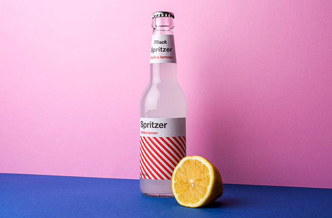 国外Spritzer柠檬伏特加瓶贴设计作品
