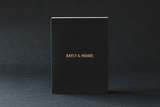 国外Bayly & Moore婚礼摄影手册设计欣赏